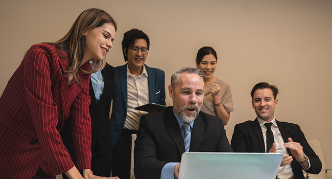 CIO working closely with other C-suite executives